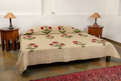 Bedcover Golconda Poppy Maroon Laura