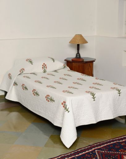 Bedcover Nargis and orange suzani stripes